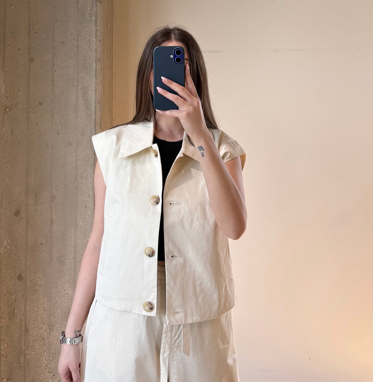 Nusunna Vest