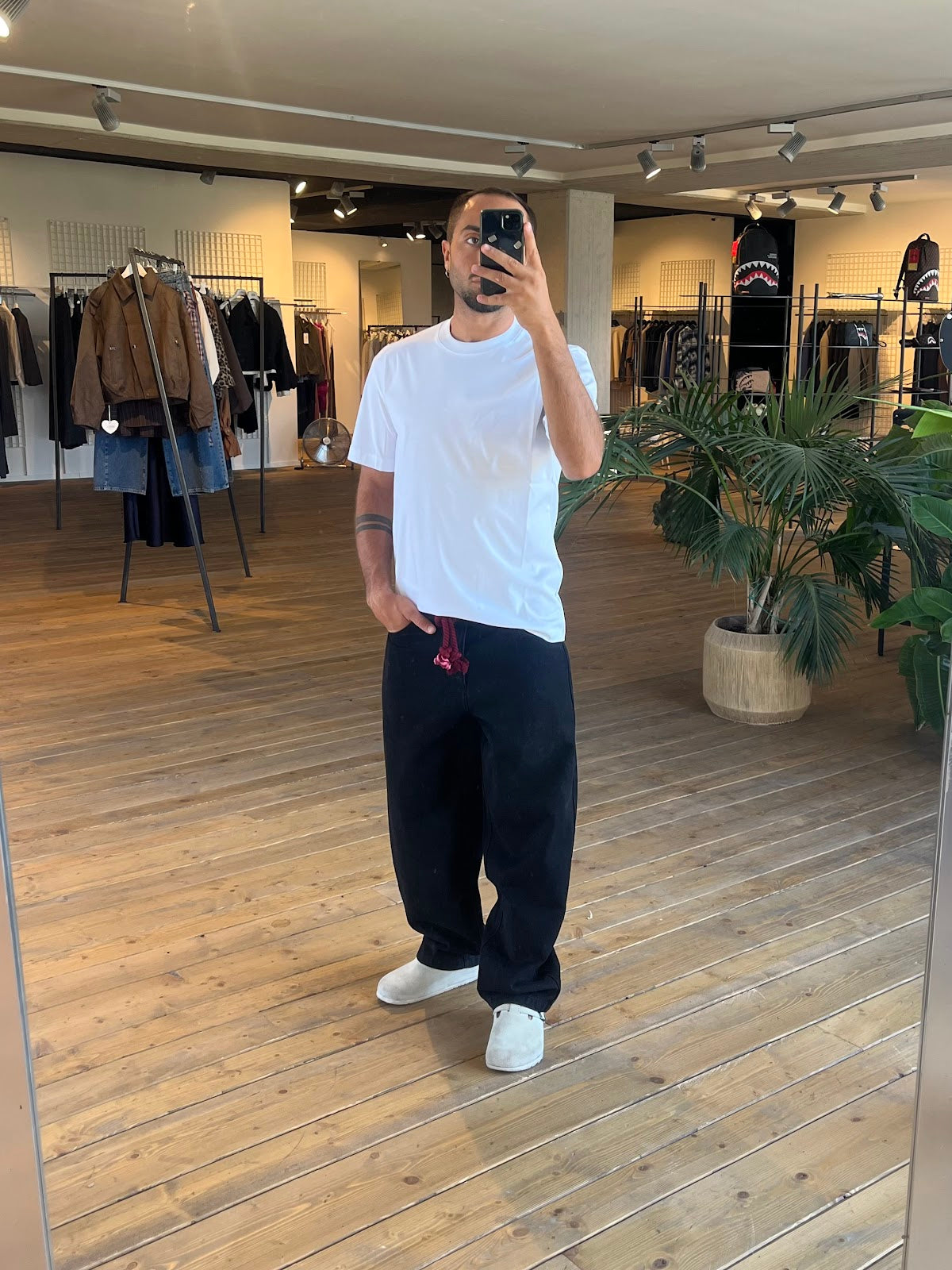Core Baggy Jeans