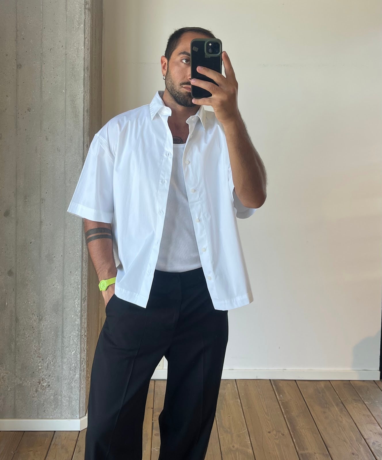 Round Shirt