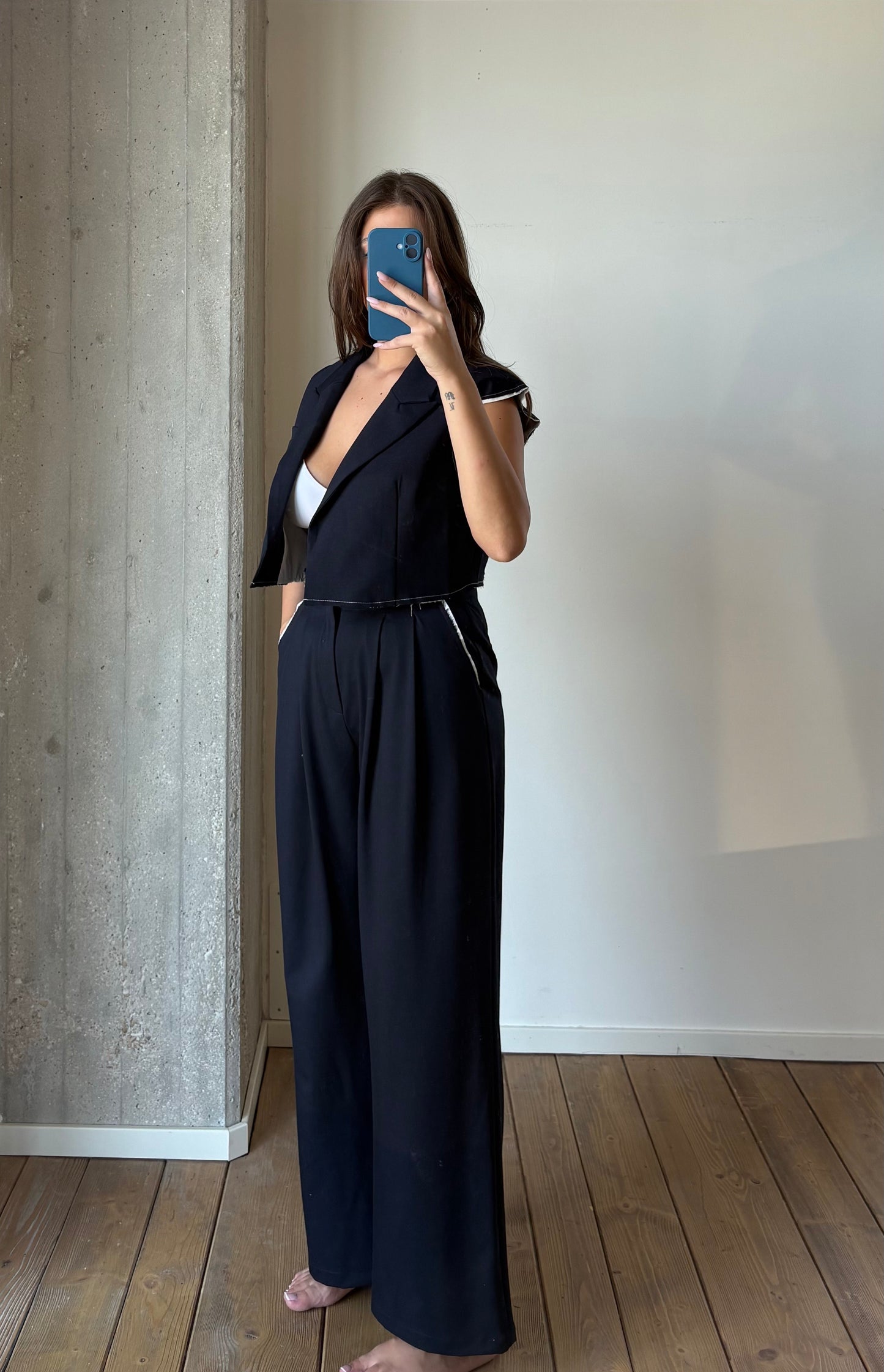 Pantalone con doppia pinces