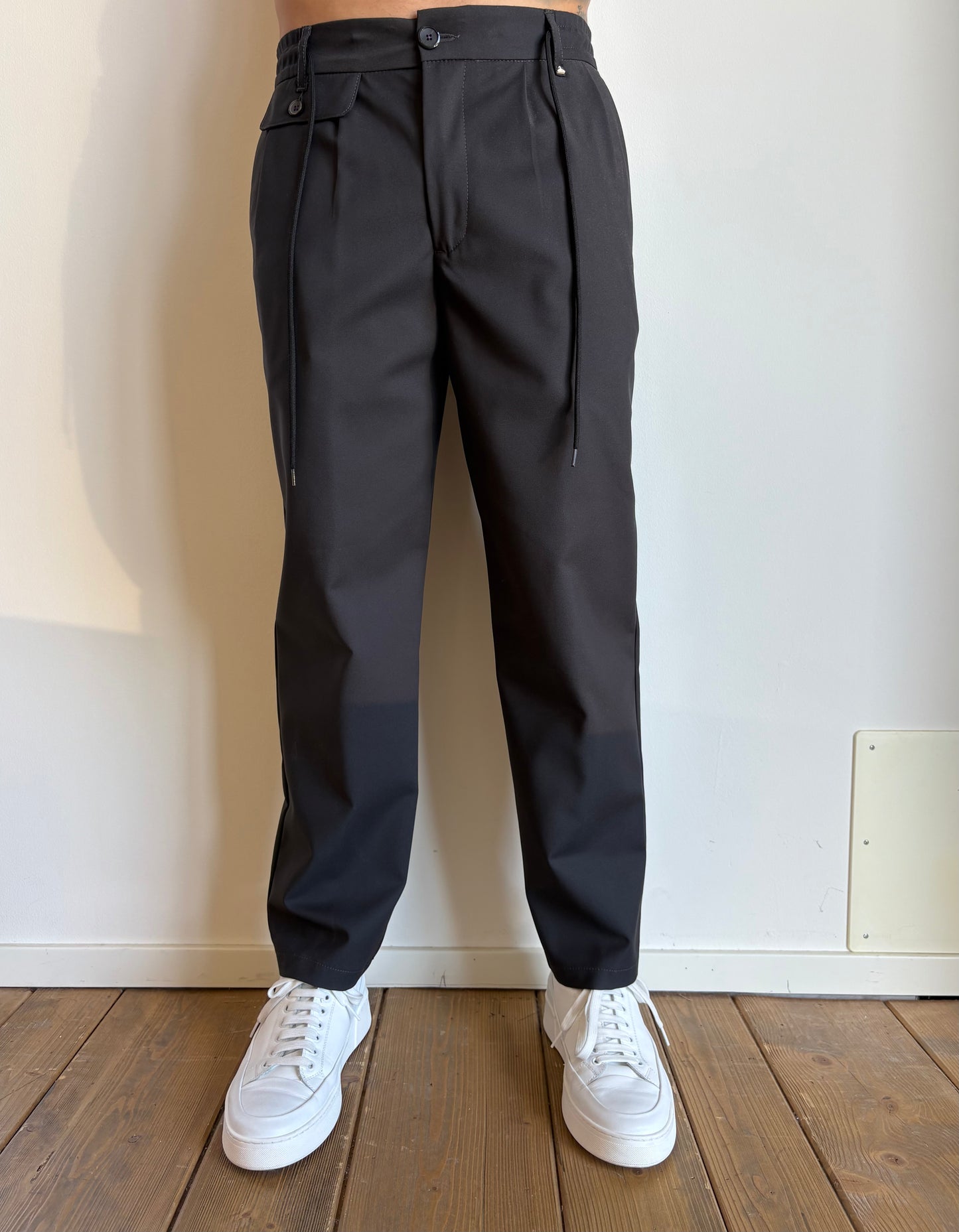 Pantalaccio con pinces palazzo fit