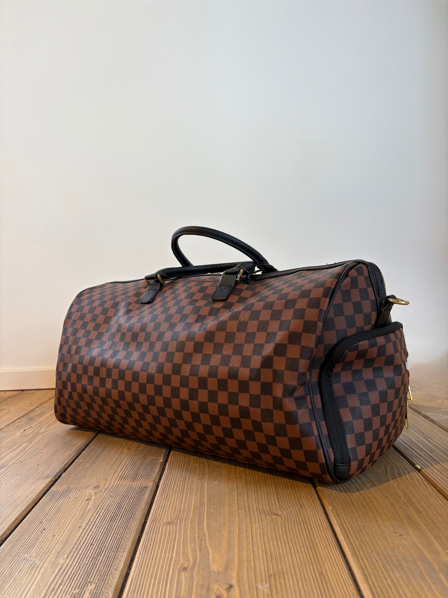 SAWTOOTH SHARKS IN PARIS DUFFLE