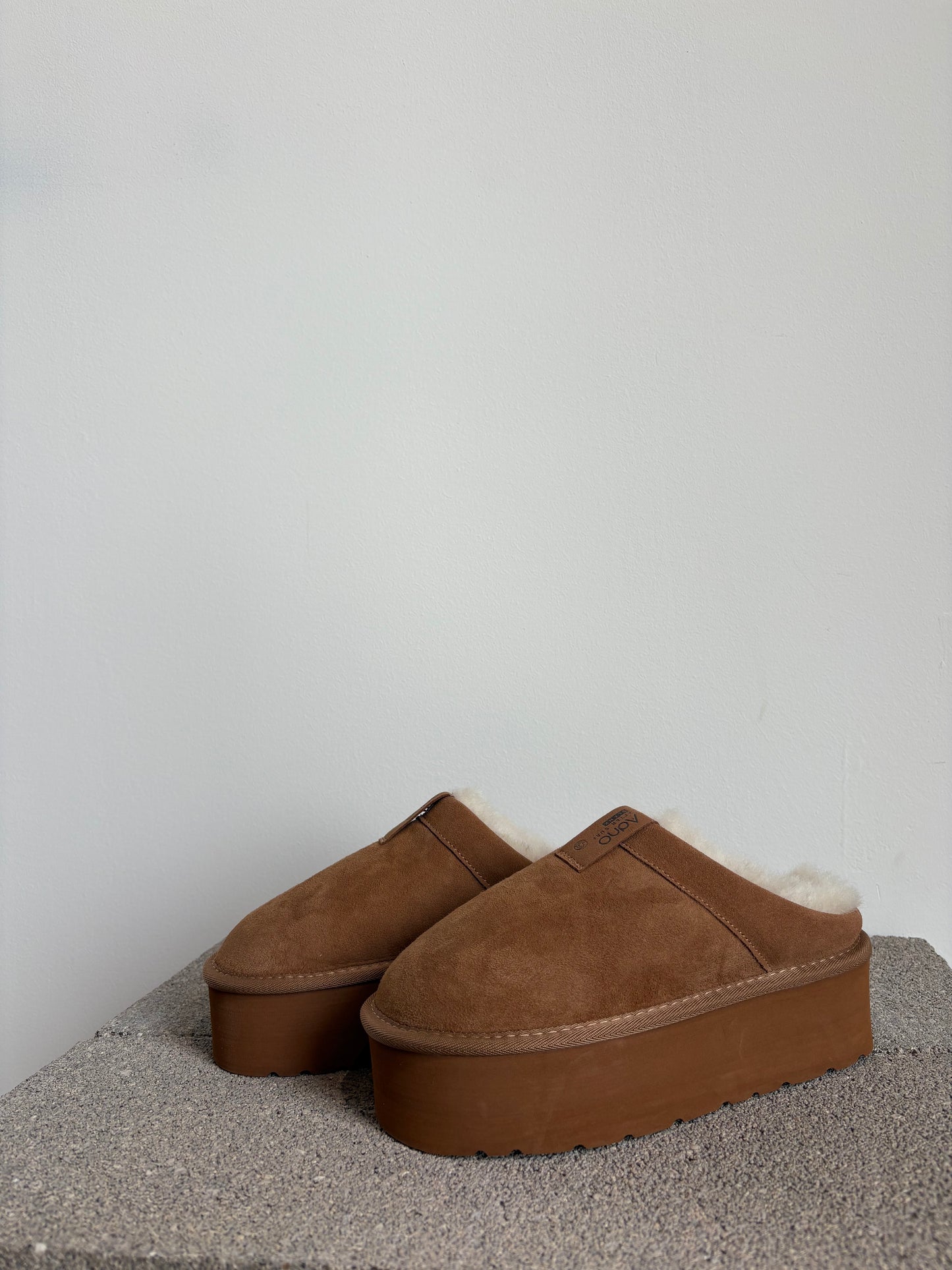 Platform Slide Black