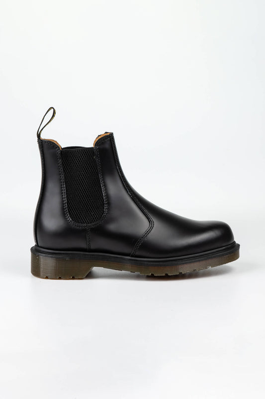 2976 Black Smooth Chelsea Boots