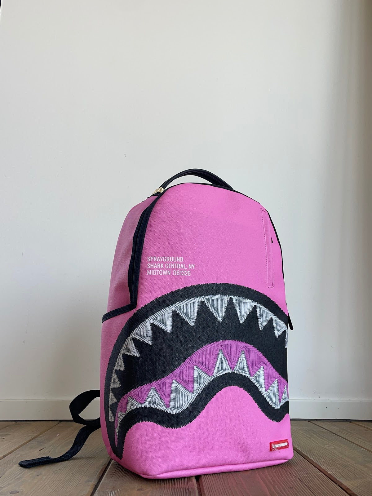 SHARK CENTRAL PINK EMBROIDERED SHARK BACKPACK