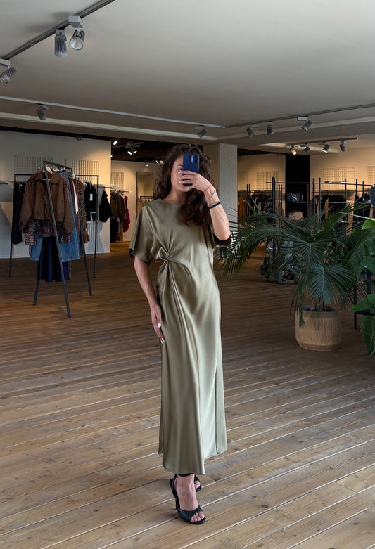 Dress Unique