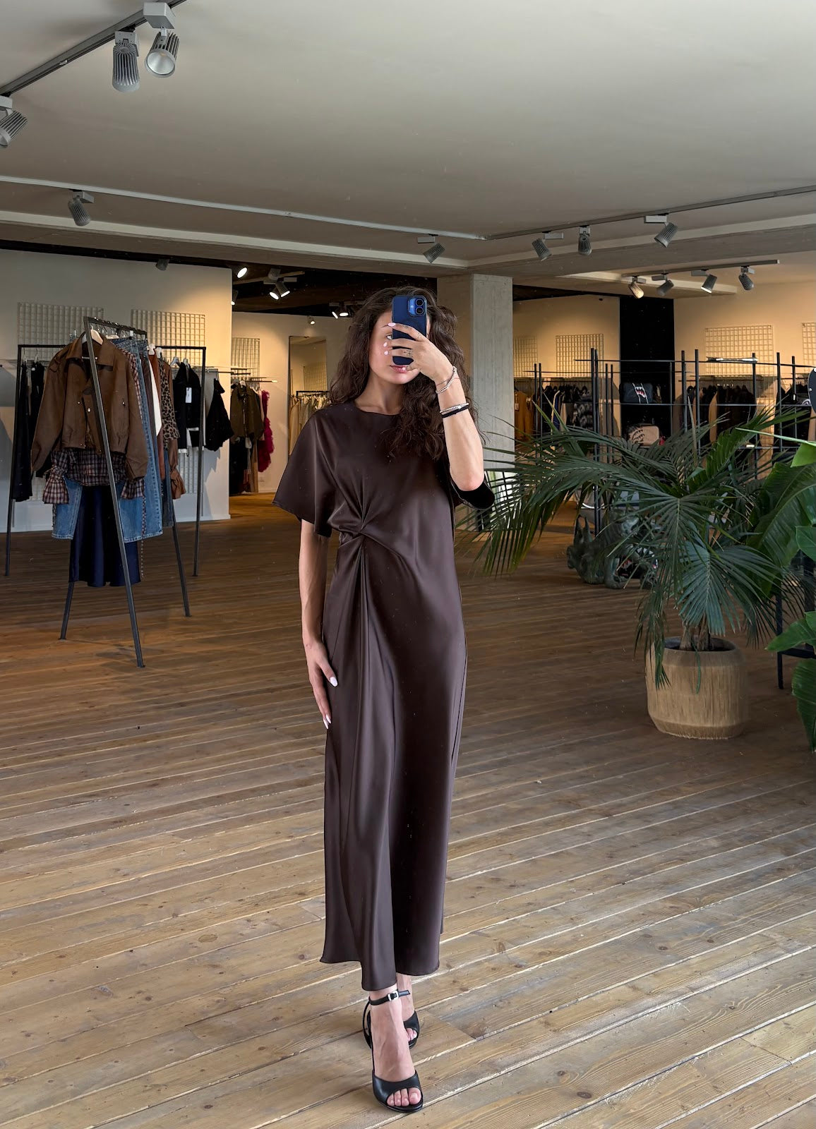 Dress Unique