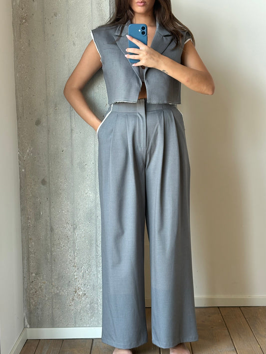 Pantalone con doppia pinces
