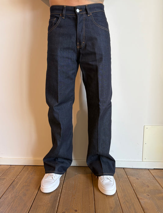 Jason L28