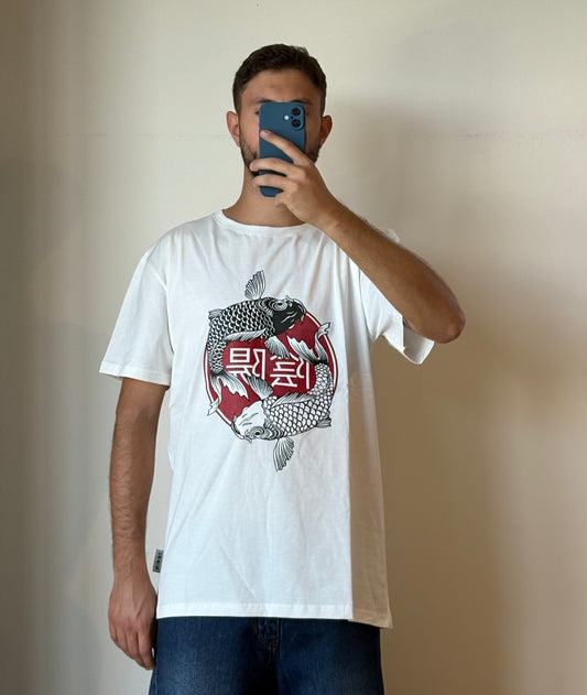 T-shirt con stampa Carpe Koi