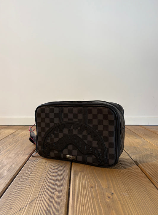 MIDNIGHT CHATEAU TOILETRY BRICK