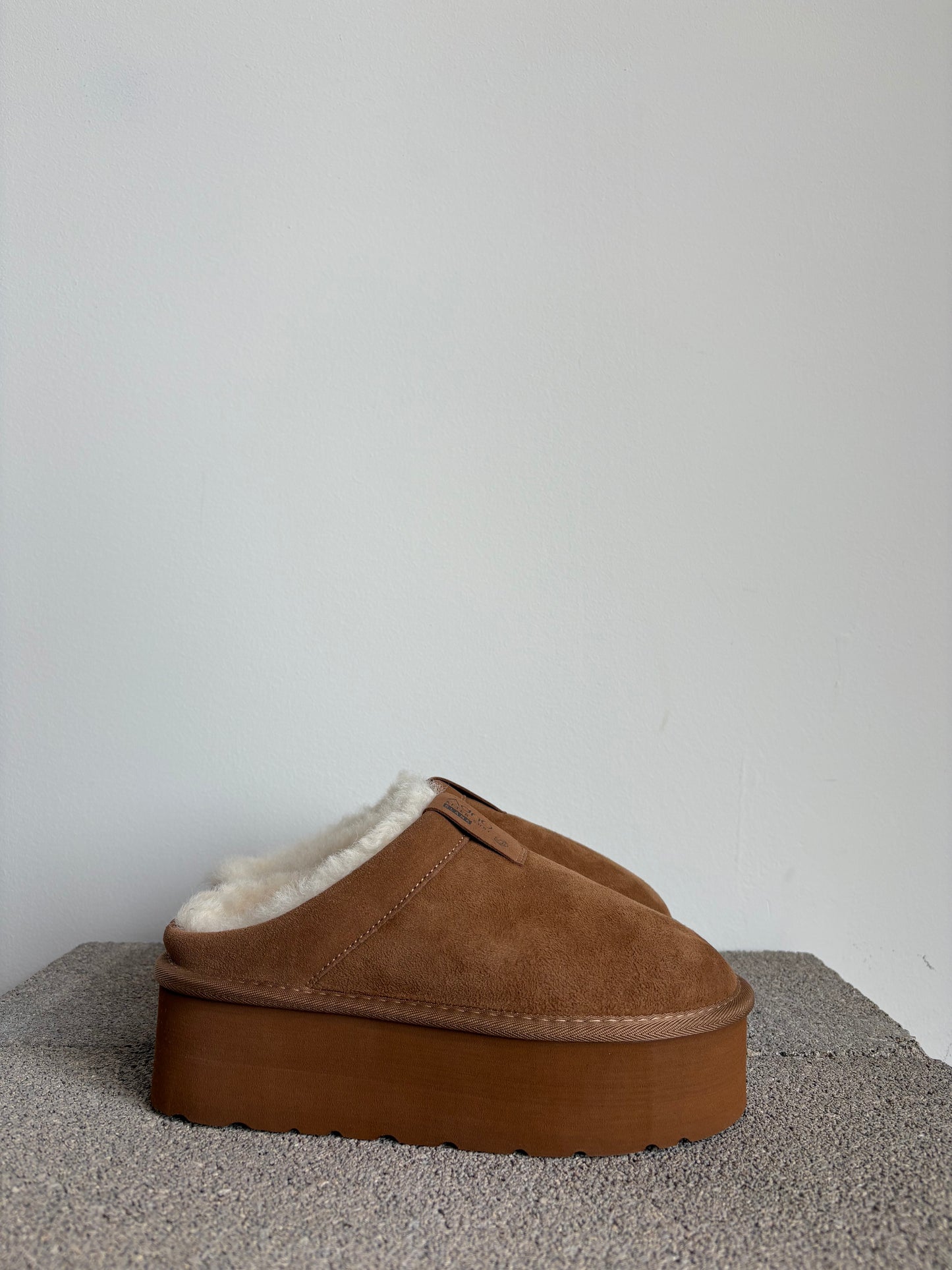 Platform Slide Black